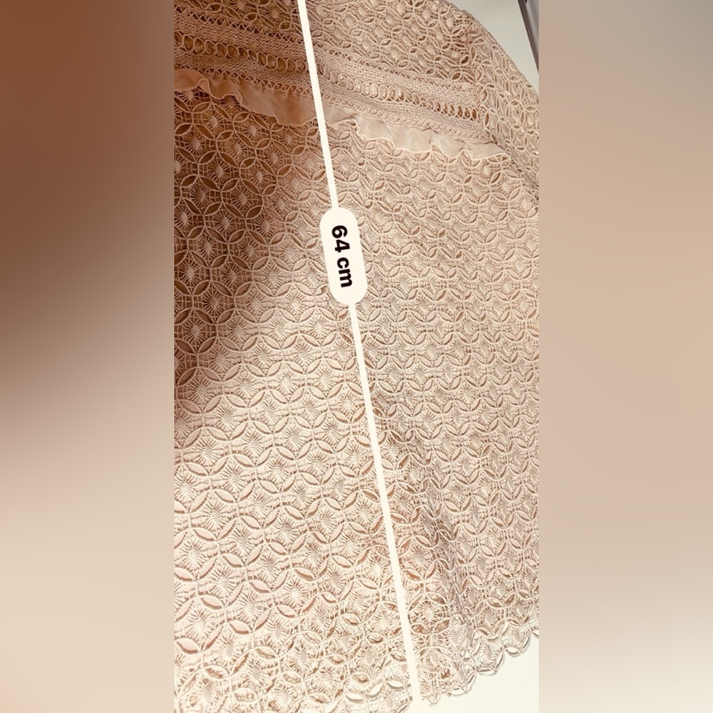 NWOT AdiVa Elegant RoseLace Top Breathable Layered at the Front size Medium - Picture 7 of 11